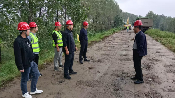 一把手帶隊查安全